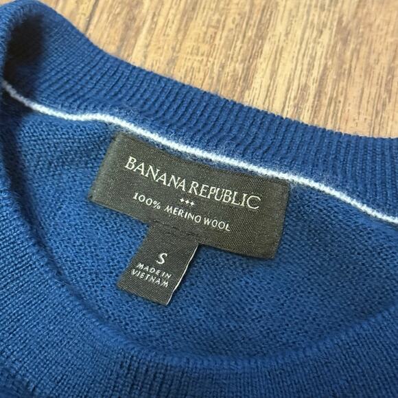 Banana Republic Men’s Blue Merino Wool Crewneck Sweater Size Small - Picture 9 of 10